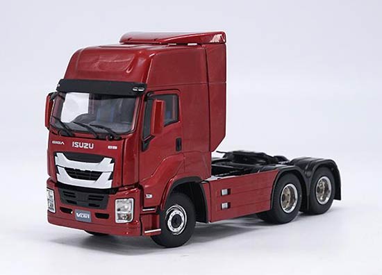 Diecast Isuzu GIGA VC61 Tractor Unit Red 1:32 Scale Model