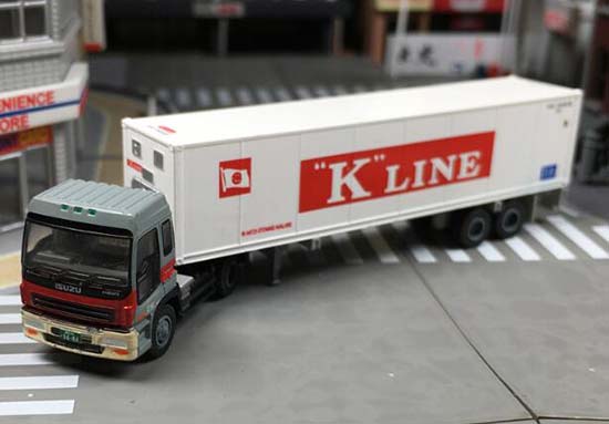 Plastic Isuzu GIGA Truck Model K-Line Gray By Tomytec