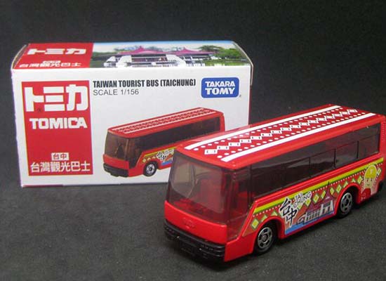 Diecast Isuzu Bus TaiWan Tourist Red 1:156 Scale By Tomica