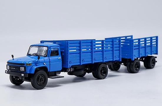 Diecast FAW JieFang CA141 Truck Model 1:50 Scale Blue / White