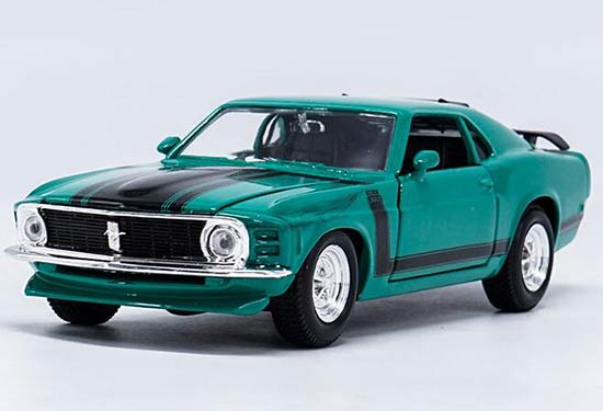 Diecast Ford Mustang Boss 302 Model 1:24 Scale Green By Maisto