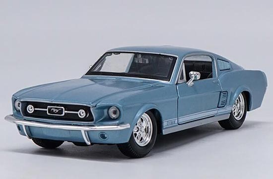 Diecast 1967 Ford Mustang GT Model Blue 1:24 Scale By Maisto