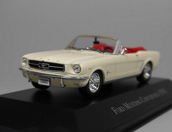 Diecast 1965 Ford Mustang Convertible Model Creamy 1:43 By IXO