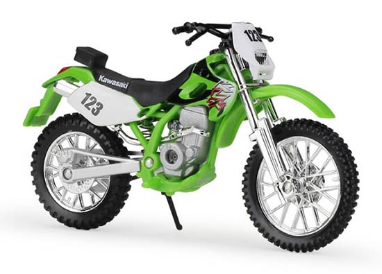 Diecast Kawasaki KLX 250SR Motorbike Model Green 1:18 By Maisto