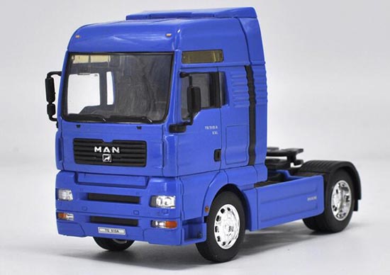 Diecast MAN Tractor Unit Model Blue / Green 1:32 Scale By Welly