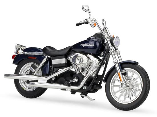 Diecast 2006 Harley Davidson FXDBI Dyna Street Bob Model