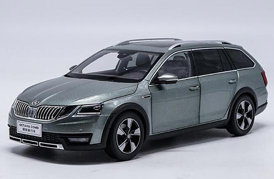 Diecast Skoda Octavia Combi Model 1:18 White / Dark Green /Gray