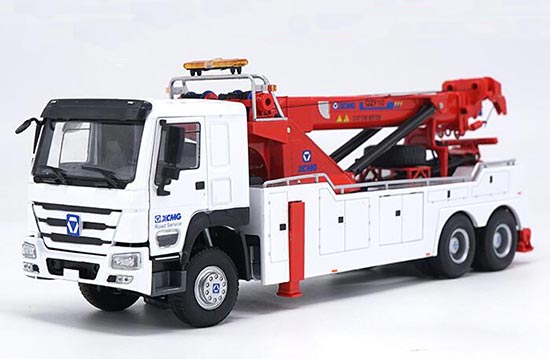 Diecast XCMG QZF10 Road Wrecker Model 1:35 Scale White