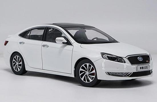 Diecast Besturn B70 RS Model 1:18 Scale White