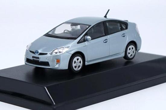 Diecast Toyota Prius Car Model 1:43 Scale White / Blue
