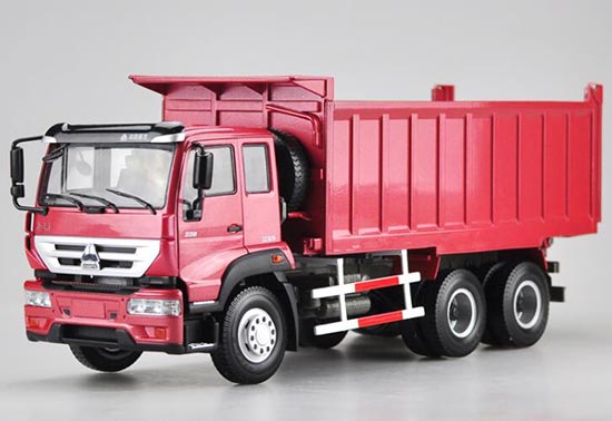 Diecast Sinotruk Golden Prince Dump Truck Model 1:24 Scale Red
