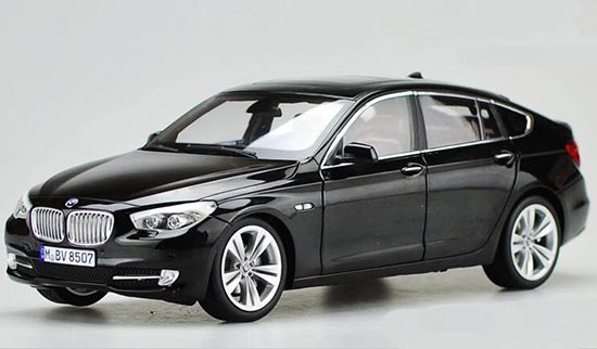 Diecast BMW 5 Series GT Model 1:18 White / Black / Golden