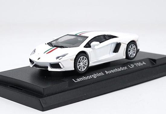 Diecast Lamborghini Aventador LP700-4 Model 1:64 Green / White