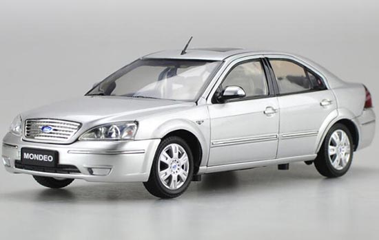 Diecast Ford Mondeo Model 1:18 Scale Silver