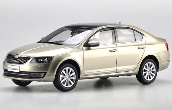 Diecast Skoda Octavia Model 1:18 Gray / Red / Black / Golden