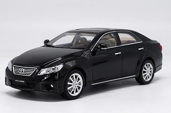 Diecast Toyota Reiz Model 1:18 Scale Black