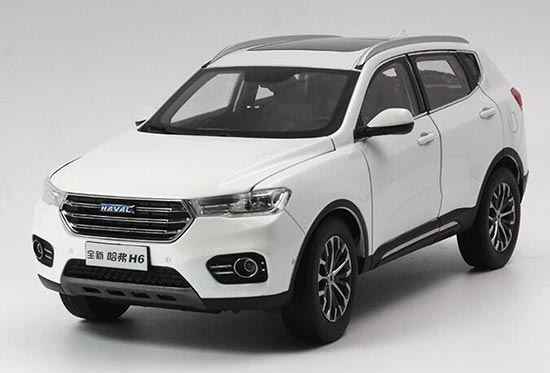 Diecast 2017 Haval H6 SUV Model 1:18 Scale White / Blue