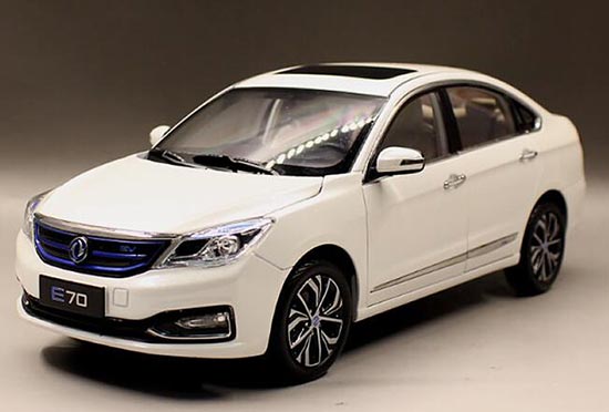 Diecast Dongfeng E70 Model 1:18 Scale White