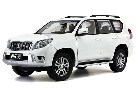 Diecast Toyota Land Cruiser Prado Model White / Green 1:18