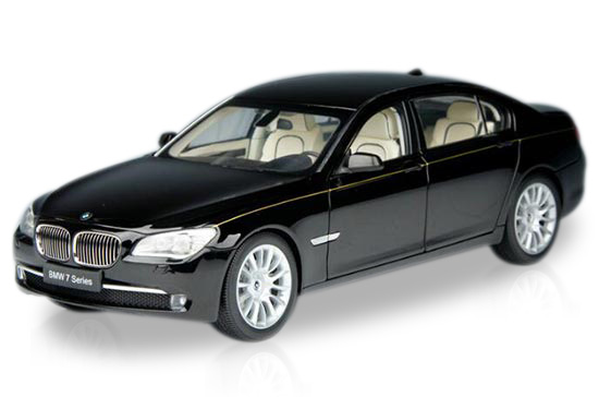 Diecast BMW 760Li F02 Model 1:18 Scale White / Black By Kyosho