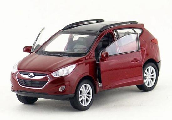 Diecast Hyundai Tucson IX35 Toy 1:36 Red / White By Welly