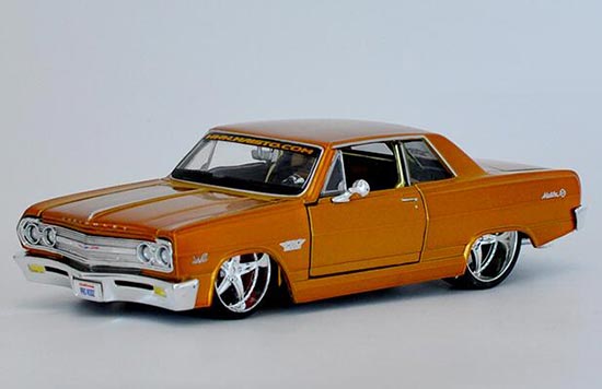 Diecast 1965 Chevrolet Malibu SS Model 1:24 Scale By Maisto