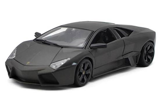 Diecast Lamborghini Reventon Model 1:18 White / Black By Bburago