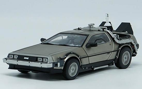 Diecast DeLorean Car Model 1:18 Scale Champagne By Sun star