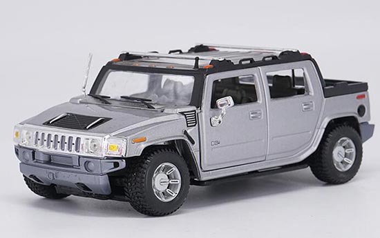 Diecast Hummer H3T Model Silver 1:25 Scale By MaiSto