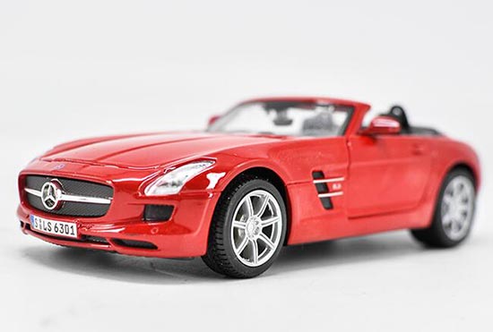 Diecast Mercedes Benz SLS AMG Model Red / Silver 1:24 By Maisto