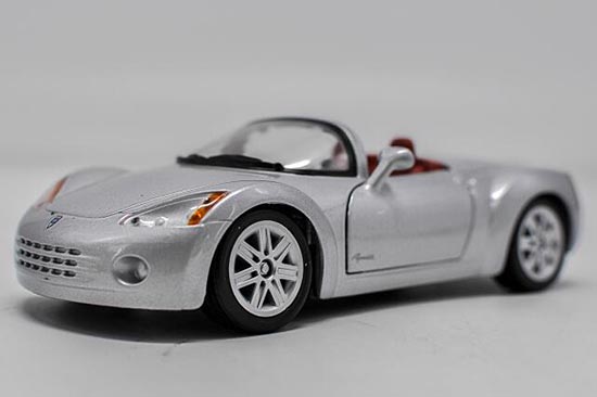 Diecast Plymouth Pronto Spyder Model Silver 1:24 By Maisto