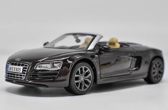 Diecast Audi R8 Model 1:24 Scale Brown / White By Maisto