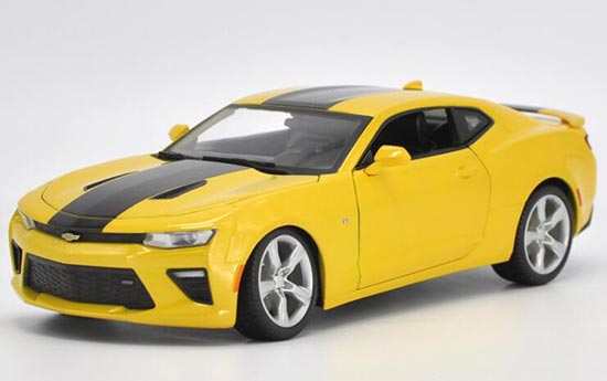 Diecast 2016 Chevrolet Camaro SS Model 1:18 Scale By Maisto