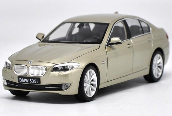 Diecast BMW 5 Series 535i Model 1:24 Scale By Welly