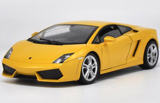 Diecast Lamborghini Gallardo LP560-4 Model 1:18 Scale By Welly