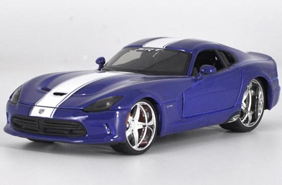 Diecast 2013 Dodge SRT Viper GTS Model Blue 1:24 Scale