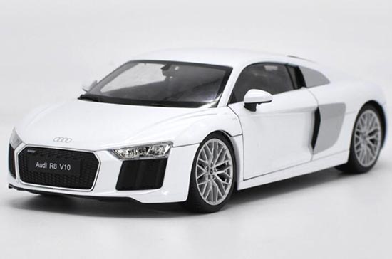 Diecast 2016 Audi R8 V10 Model White 1:18 Scale By Welly