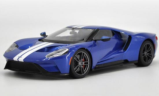 Diecast 2017 Ford GT Model 1:18 Scale Red / Blue By Maisto
