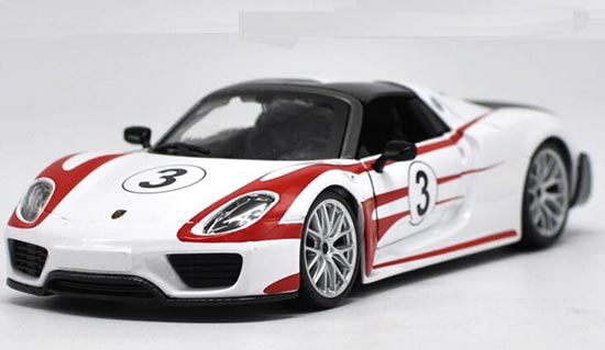 Diecast Porsche 918 Spyder Model White-Red 1:24 By Bburago