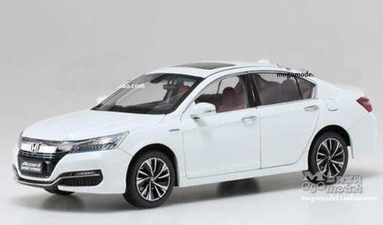 Diecast 2016 Honda Accord Sport Hybrid Model 1:18 Scale White