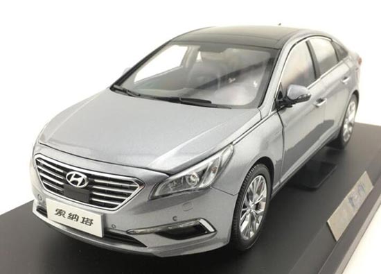 Diecast 2015 Hyundai Sonata Model 1:18 Scale Silver