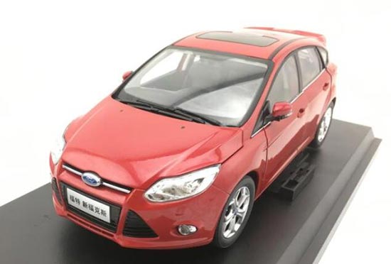 Diecast 2012 Ford Focus Model 1:18 Scale Red