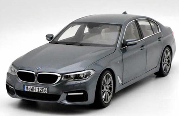 Diecast 2017 BMW 5 Series Model 1:18 Scale Gray By Kyosho