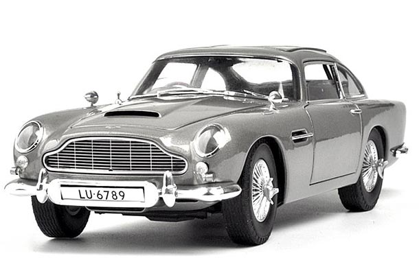 Diecast Aston Matin DB5 Model 1:18 Scale Champagne By Hotwheels