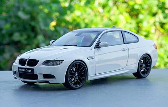 Diecast BMW M3 Coupe E92 Model 1:18 Scale White By Kyosho
