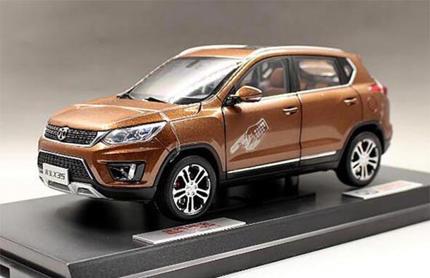 Diecast Senova X35 Model 1:18 Scale Brown