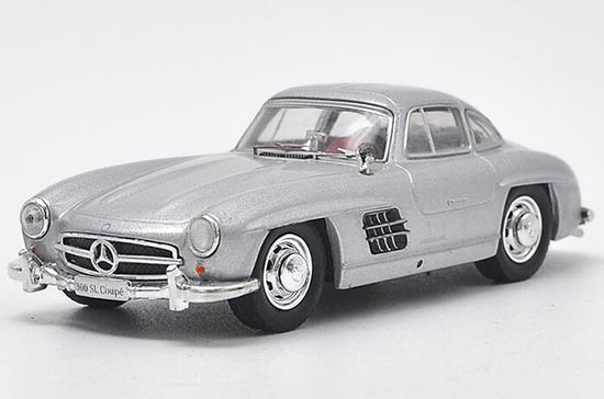 Diecast Mercedes Benz 300 SL Coupe Model 1:43 Scale Silver