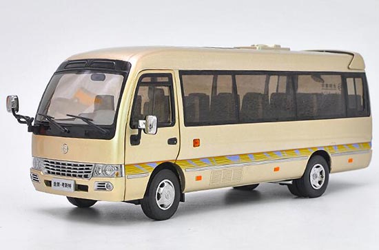 Diecast Golden Dragon Coaster Coach Bus Model 1:24 Champagne