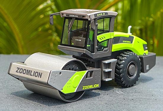 Diecast Zoomlion ZRS326 Road Roller Model 1:50 Scale Green