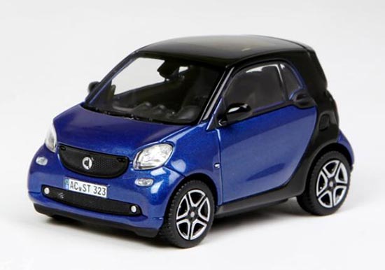 Diecast Smart Forfour Model Blue 1:43 Scale By NOREV
